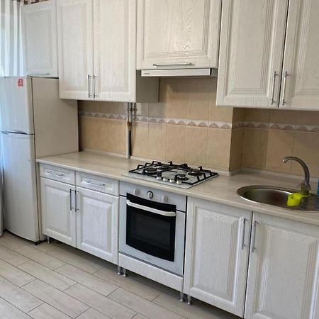Appartement Kolodeznaja 17 à Mykolaïv Extérieur photo